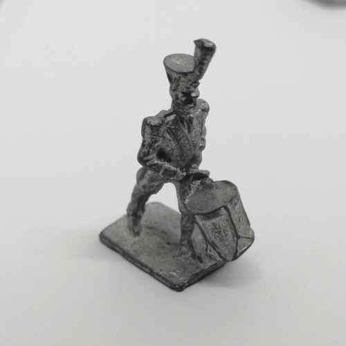 Lot of 4 Vintage lead soldiers