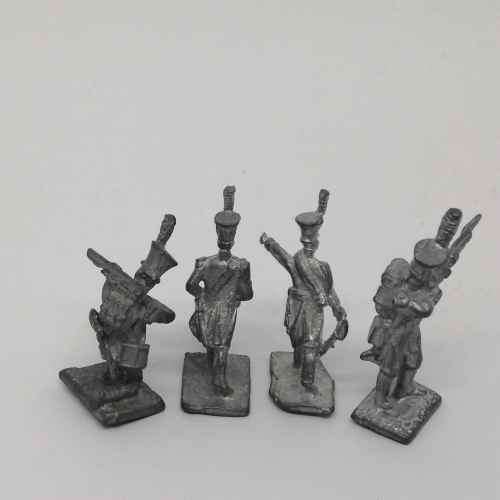 Lot of 4 Vintage lead soldiers