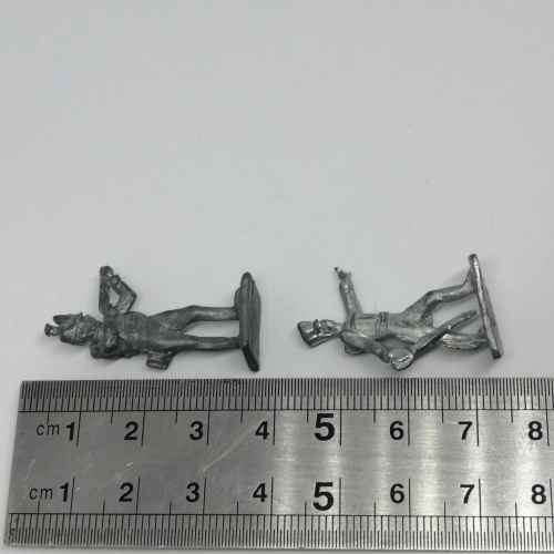 Lot of 4 Vintage lead soldiers