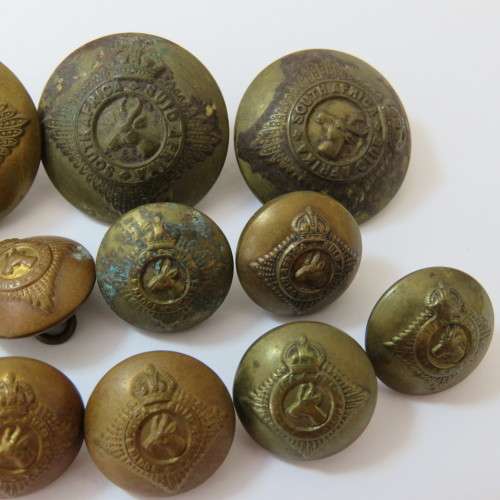 South African Permanent Force buttons - Post 1926 lot of 12 - 3 Large and 9 small