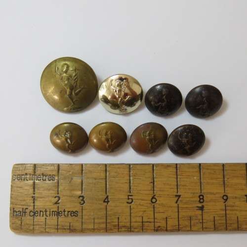 Signal Corps lot of 8 mixed buttons - Some WW2
