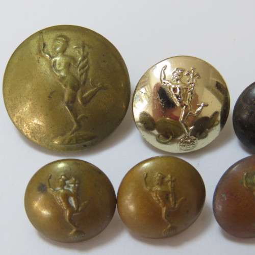 Signal Corps lot of 8 mixed buttons - Some WW2