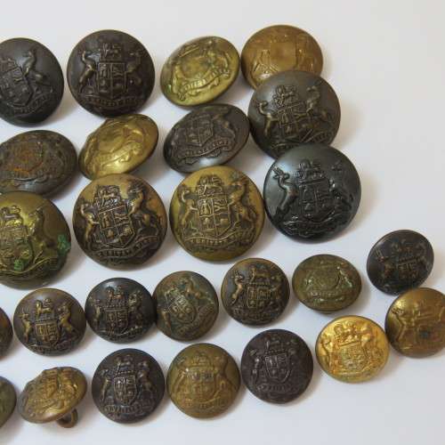 South African Defense Force military buttons - Lot of 15 large and 15 small buttons - Various makers