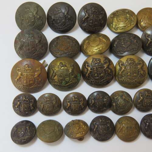 South African Defense Force military buttons - Lot of 15 large and 15 small buttons - Various makers