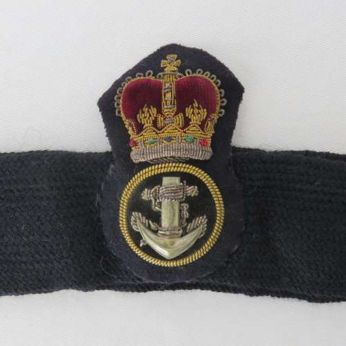 Royal Navy Petty Officer cap badge with band