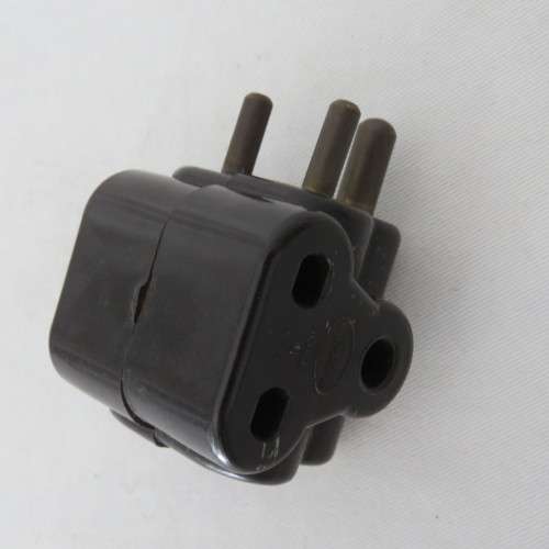 Vintage Lite Master Bakelite small 3 point plug adapter with plug
