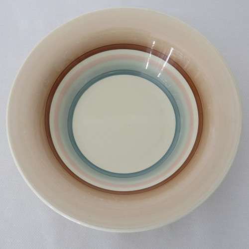 Lot of 5 Susie Cooper dessert bowls - One is chipped under rim