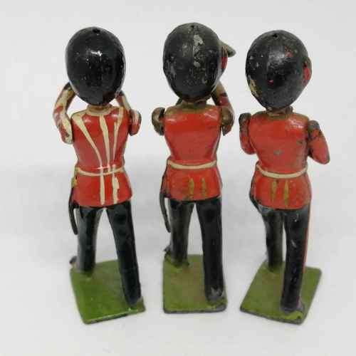 Lot of 3 Vintage British Army band lead soldiers - Britains Ltd