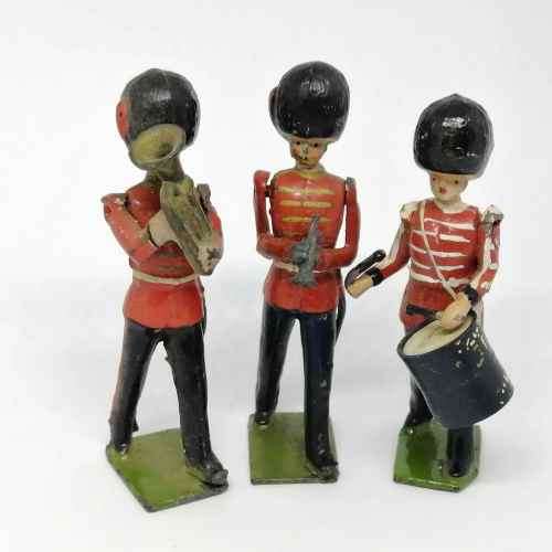 Lot of 3 Vintage British Army band lead soldiers - Britains Ltd
