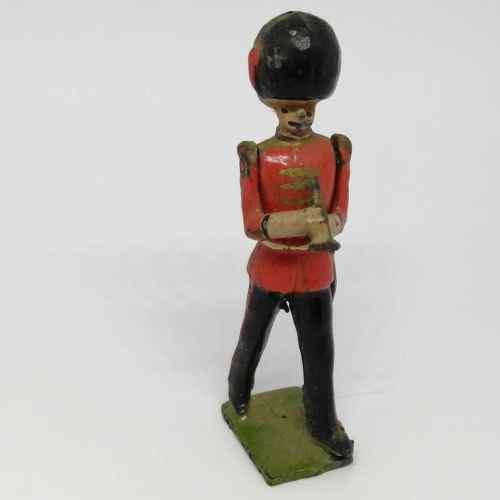 Lot of 3 Vintage British Army band lead soldiers - Britains Ltd