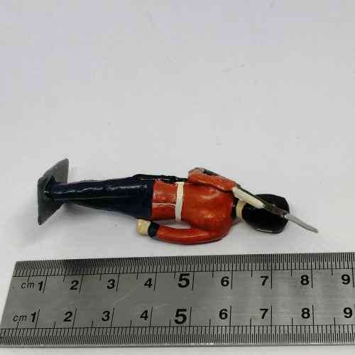 Lot of 3 Vintage British foot guards lead soldiers