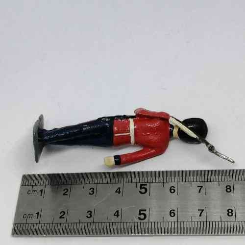 Lot of 3 Vintage British foot guards lead soldiers