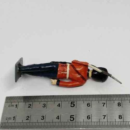 Lot of 3 Vintage British foot guards lead soldiers