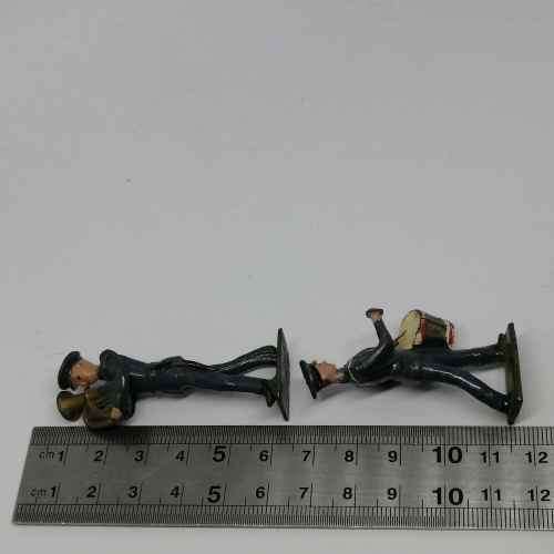 Lot of 5 Vintage lead soldiers - Britains Ltd