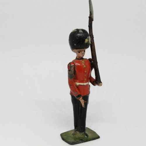 Lot of 3 Vintage Royal Irish guards lead soldiers - Britains Ltd