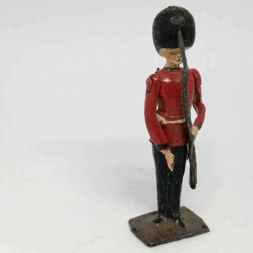 Lot of 3 Vintage Royal Irish guards lead soldiers - Britains Ltd