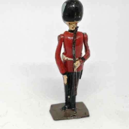 Lot of 3 Vintage Royal Irish guards lead soldiers - Britains Ltd