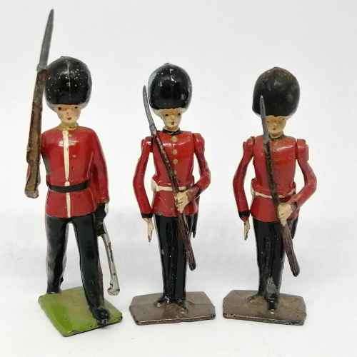 Lot of 3 Vintage Royal Irish guards lead soldiers - Britains Ltd