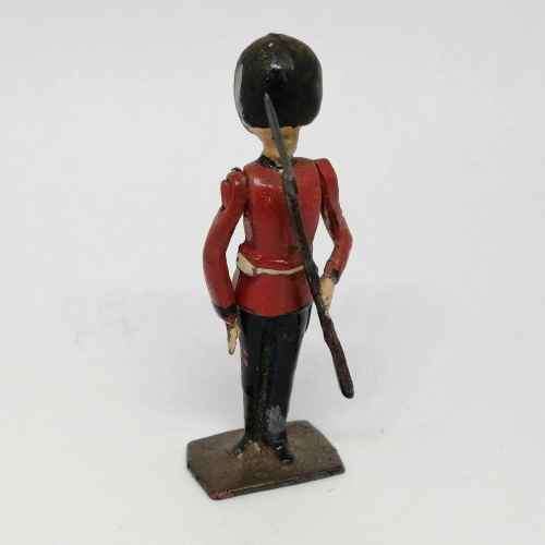Lot of 3 Vintage Royal Irish guards lead soldiers - Britains Ltd