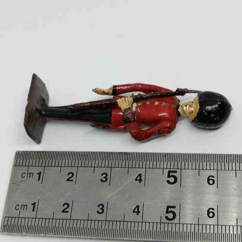 Lot of 3 Vintage Royal Irish guards lead soldiers - Britains Ltd