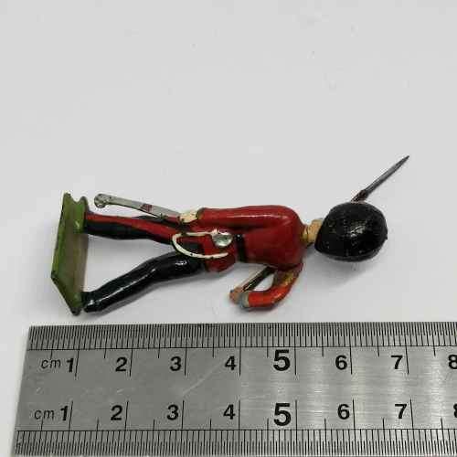 Lot of 3 Vintage Royal Irish guards lead soldiers - Britains Ltd