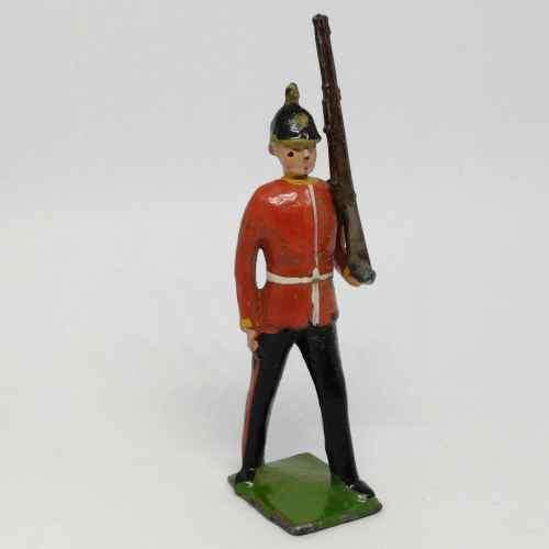 Lot of 3 Vintage lead soldiers - Britains Ltd