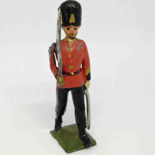 Lot of 3 Vintage lead soldiers - Britains Ltd