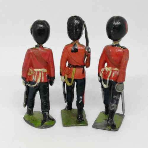 Lot of 3 Vintage lead soldiers - Britains Ltd