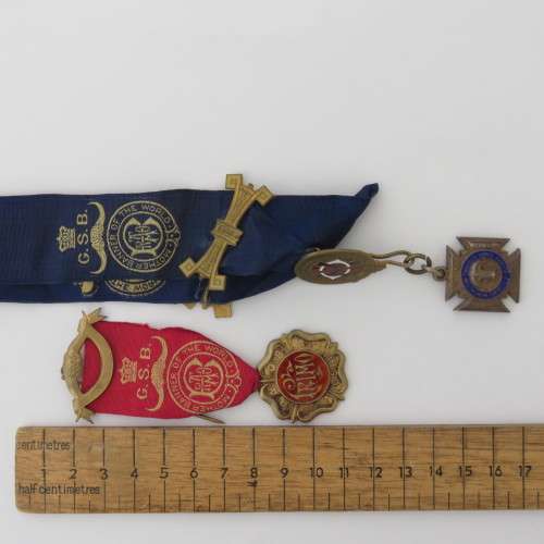 Royal Antediluvian Order of Buffaloes set with medals and accessories
