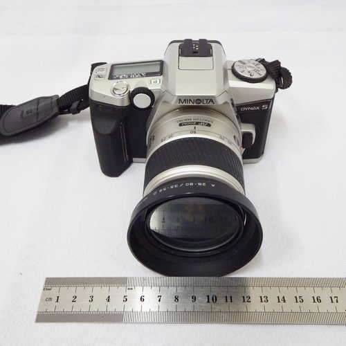 Minolta Dynax 5 camera with Minolta AF Zoom 0.4 m / 1.3 ft Macro lens in bag - Not tested