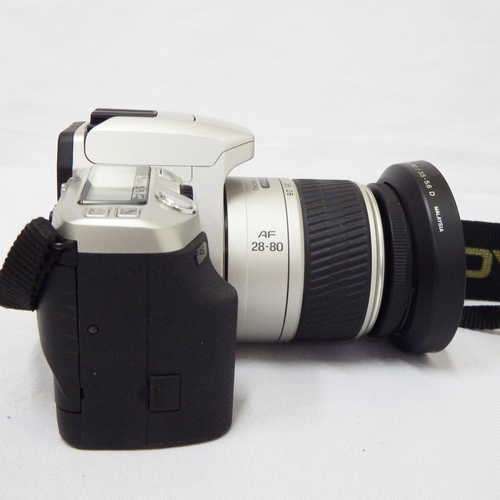 Minolta Dynax 5 camera with Minolta AF Zoom 0.4 m / 1.3 ft Macro lens in bag - Not tested
