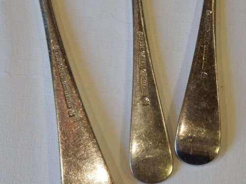 Set of Mappin & Webb spoons - 6 desert, 6 soup and 4 larger spoons