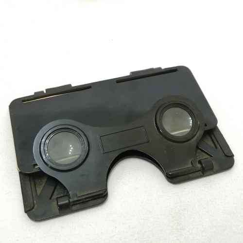 Vintage Coronet 3-D viewer - pocket size with 2 slides