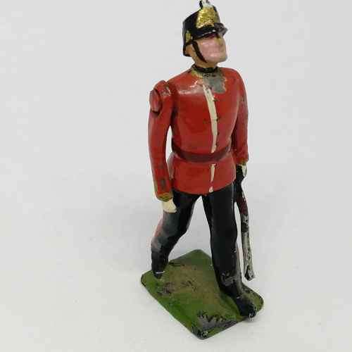 Vintage Royal Army lead soldier - Britains Ltd