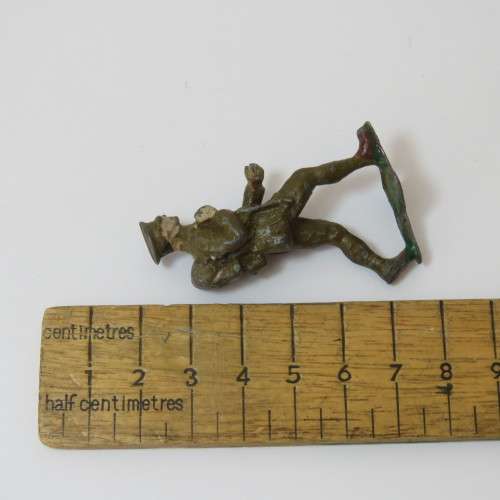 Lot of 3 vintage lead soldiers