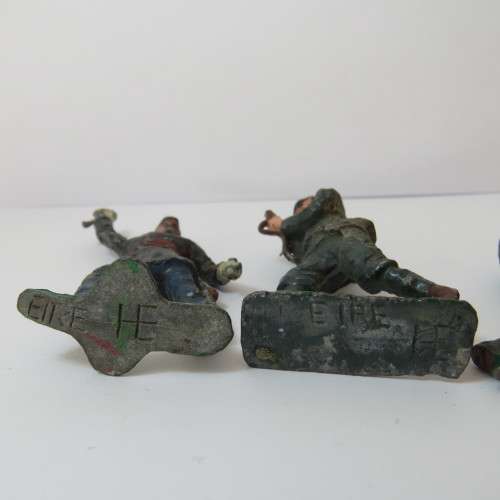 Lot of 3 vintage lead soldiers