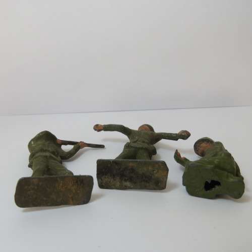 Lot of 3 vintage lead soldiers