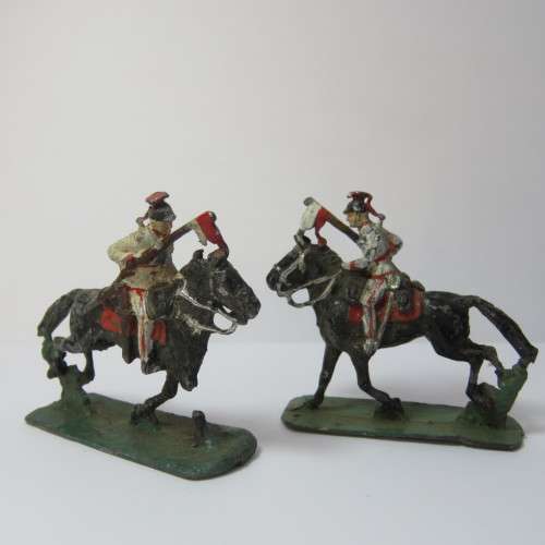Pair of vintage cavalry lead soldiers - 30 mm soldiers