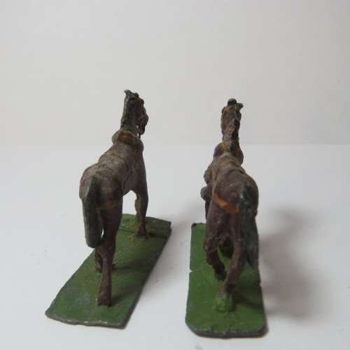 Lot of 4 vintage lead cavalry horses - 30 mm size