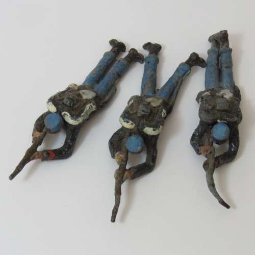 Lot of 3 vintage marksman lead soldiers