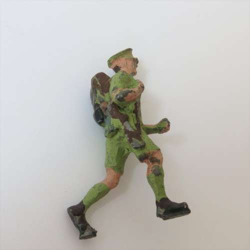 Lot of 3 vintage lead soldiers