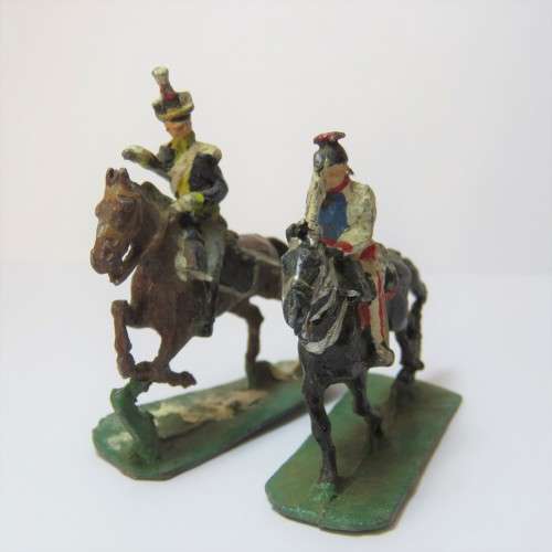 Pair of vintage cavalry lead soldiers - 30 mm soldiers