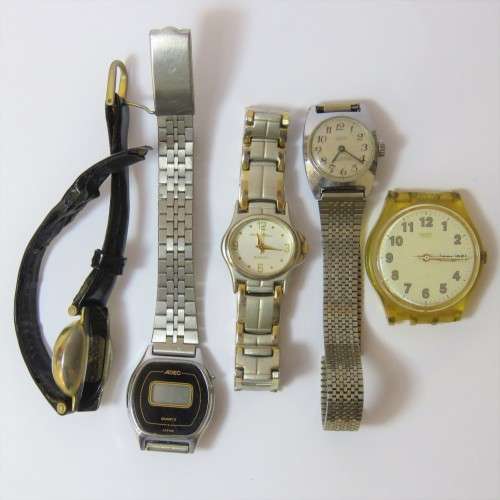 Lot of 5 vintage watches for spares - Not working