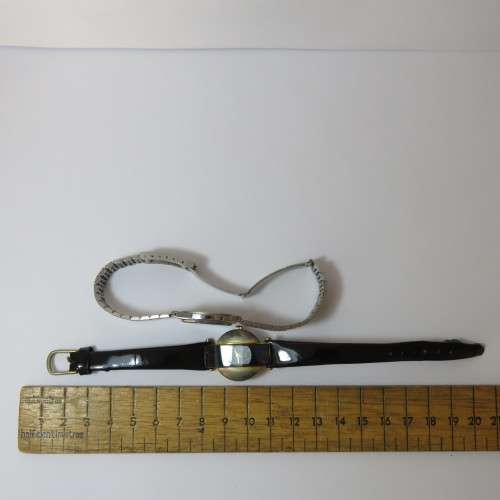 Lot of 5 vintage watches for spares - Not working