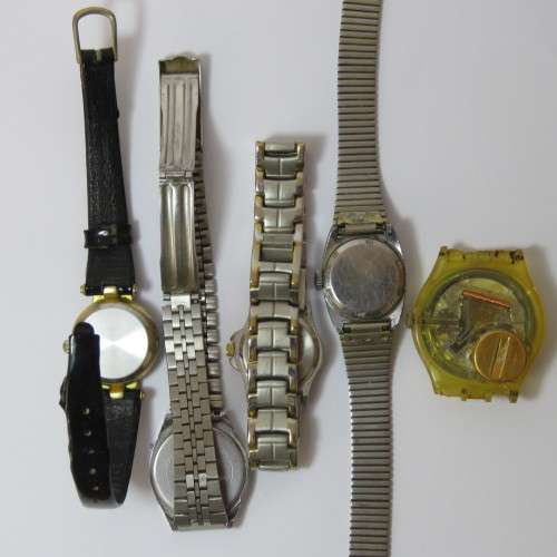 Lot of 5 vintage watches for spares - Not working
