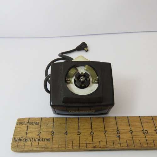 Vintage Hanimex flashcube holder