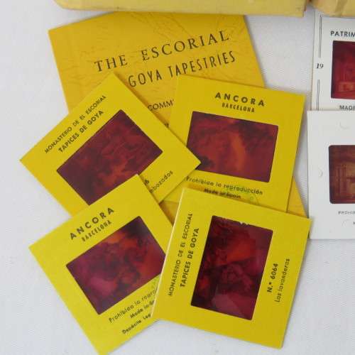 Two booklets with Spanish 35 mm slides and info booklet - 9 Slides