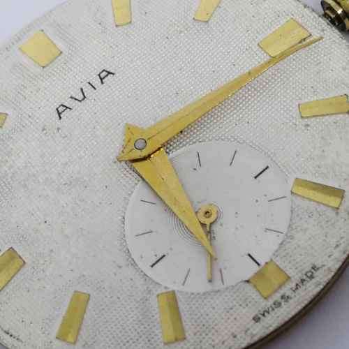 Vintage AVIA watch movement - working with crown