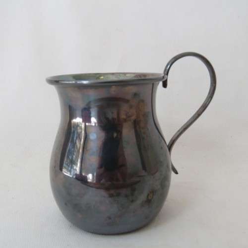 EM-ESS silverplated cup/jug in original box - Never used