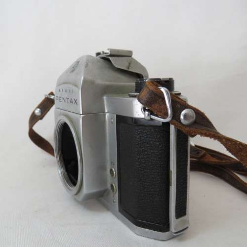 Vintage Asahi Pentax S1 SLR 35mm camera body - For spares only - Reflection mirror badly scratched
